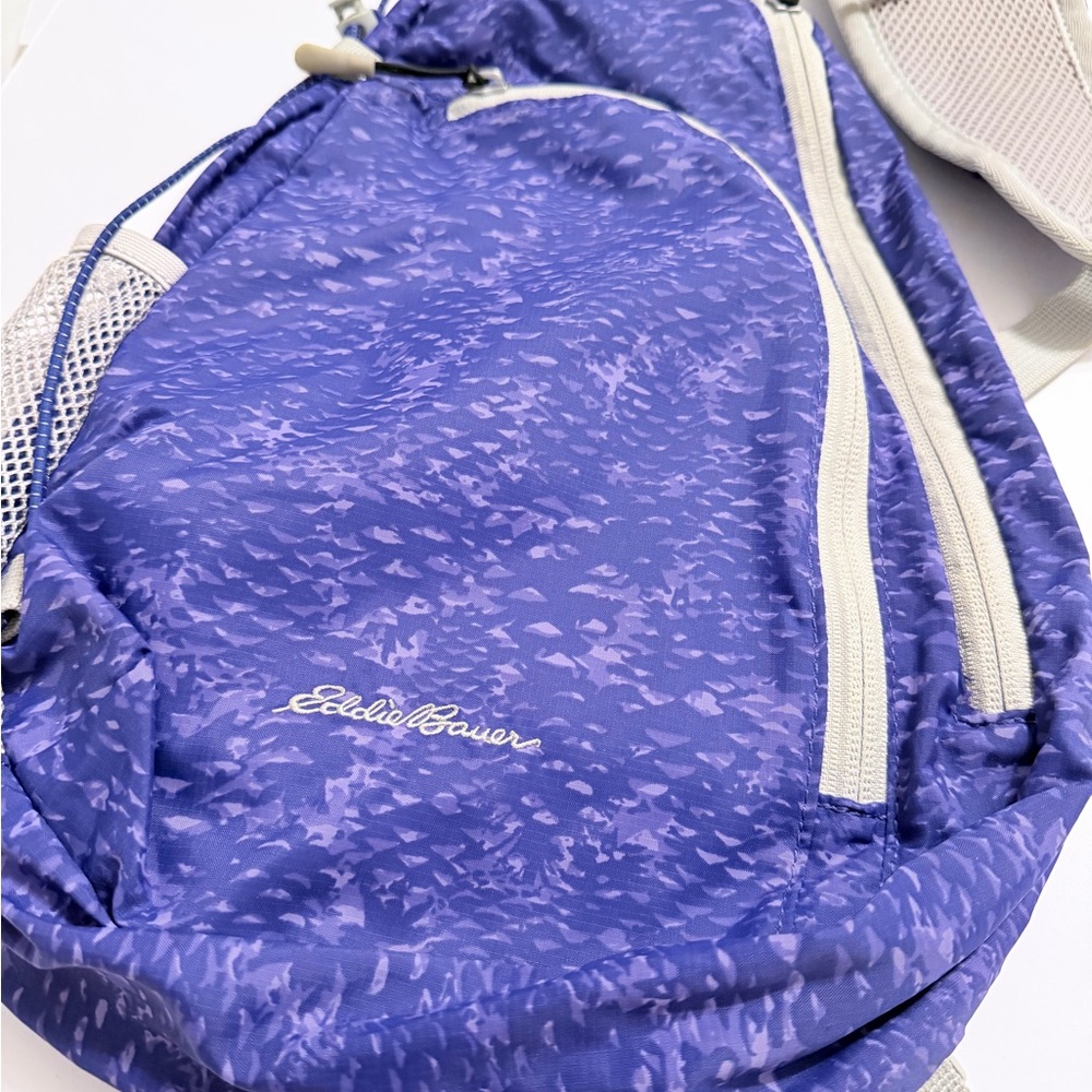 Eddie Bauer Purple Sling Backpack with Cream Trim - Picture 3 of 8